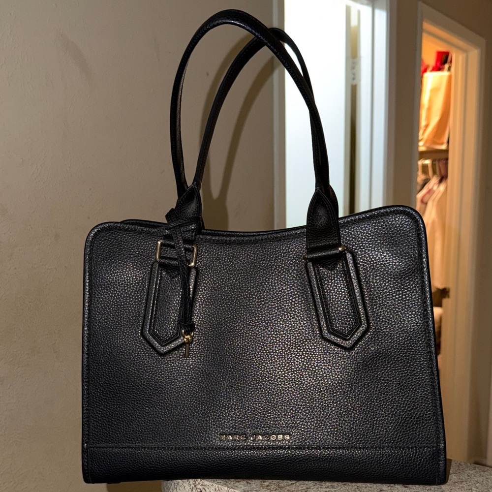 Marc Jacobs Black Textured Shoulder Bag